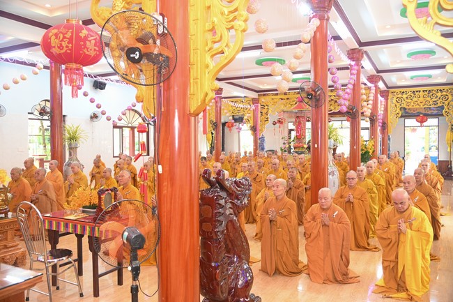 Holding Pravaranà Ceremony of the Director Board (DB) of Hoc Mon district's Vietnam Buddhist Sangha (VBS)